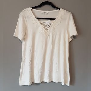 NWT Cloudchaser Floral Pattern V-neck Top